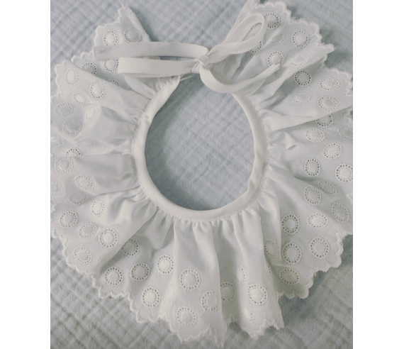 Cuello Carlota blanco